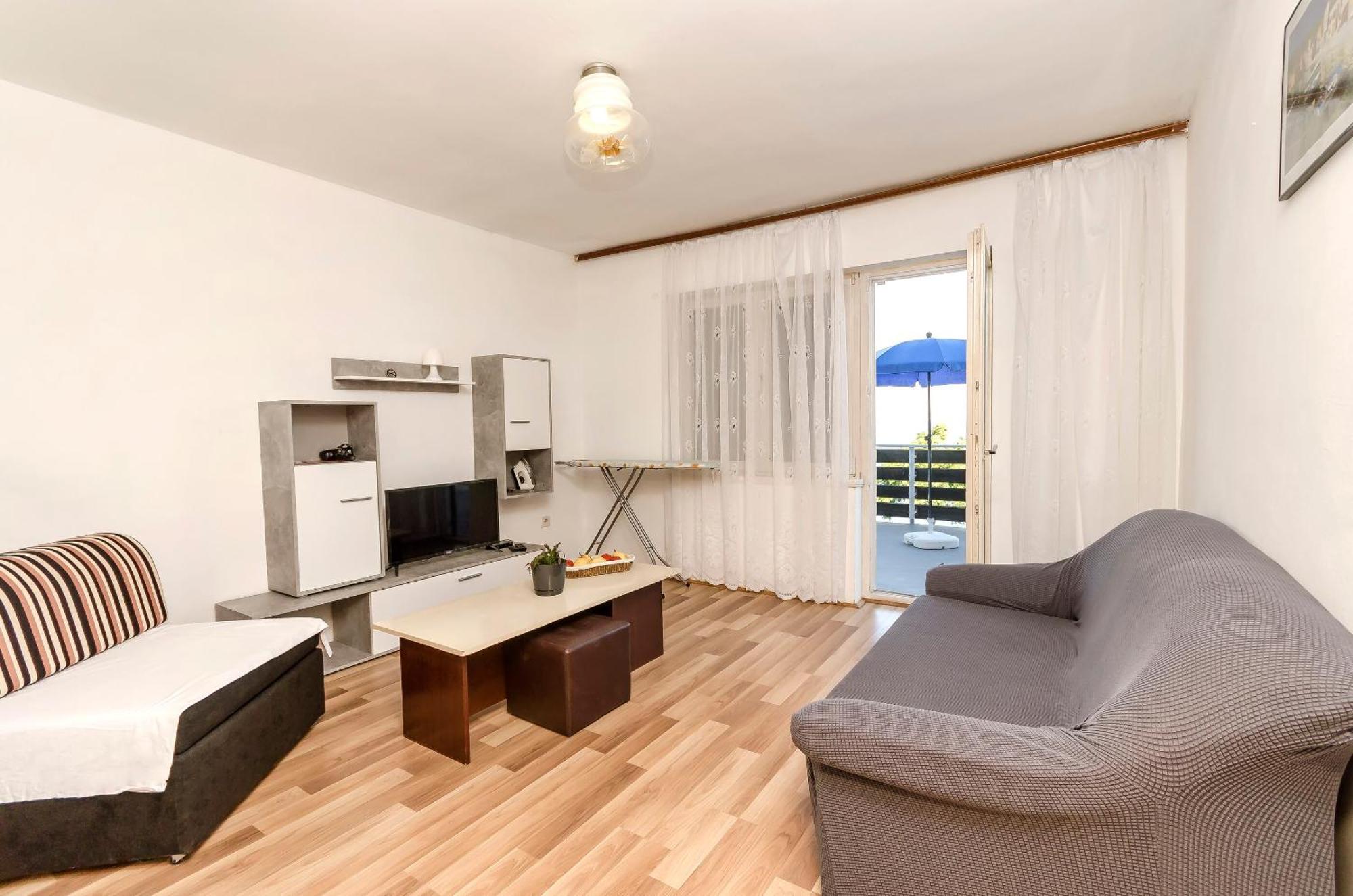 Apartment Branka 迪斯诺 外观 照片